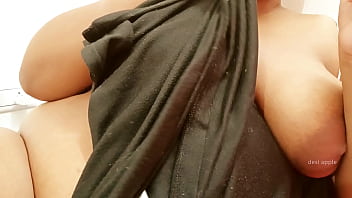 Hot Indian Aunty With Irresistible Curves And Juicy Tits