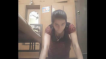 Desi Bombshell’s Steamy Workout For Perkier, Juicier Curves