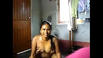 Hot Desi Couple’s Steamy Homemade Passion