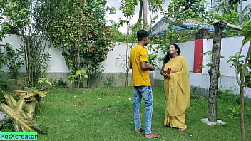 Desi Bhabhi’s Steamy Secret Fling With A Young Stranger – Begging For His Load Inside!