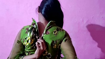 भाभी को बिस्तर पर लिटाकर जमकर चोदा