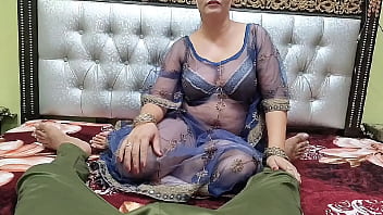 Desi Bhabhi Devar Ka Lund Muh Mein Leke Chusti Hai Aur Gaand Chudvati Hai, Best Blowjob Audio