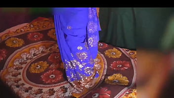 भाभी की नीली साड़ी फाड़कर जबरदस्ती चोदा