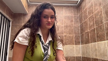 Alumna Con Curvas De Infarto Seduce A Su Profesor Para Pasar Ingeniería