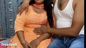 Behan Ki Bestie Ko Patane Ka Mazedaar Anubhav