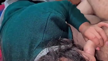 Linda, La Colegiala, Se Deja Llevar Por Su Compañero Tras La Fiesta Escolar