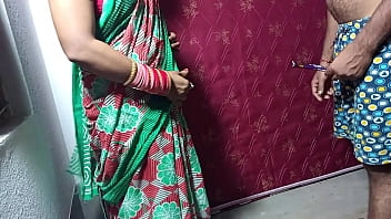 मामा ने भांजी को चॉकलेट खिलाकर बिस्तर पर लिटाया