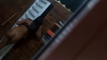 Hot Young Babe Gets Naked For The Delivery Guy : Instagram : @annebruna22