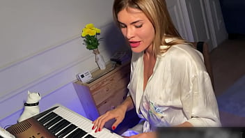 Annihilating A Russian Milf’s Perfect Ass